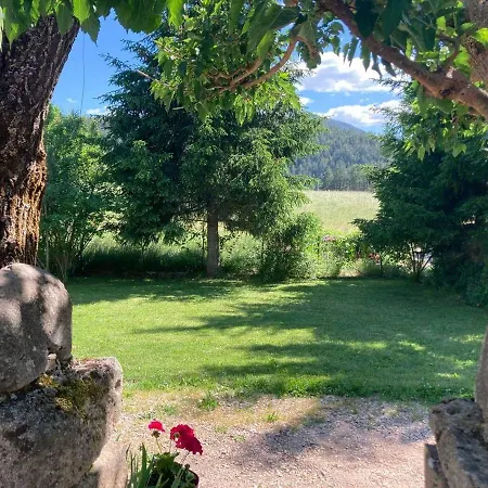 L'hirondelle