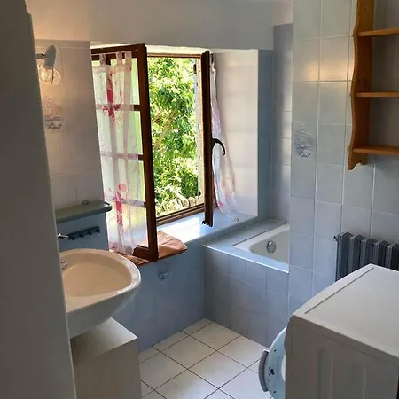 Holiday home L'hirondelle